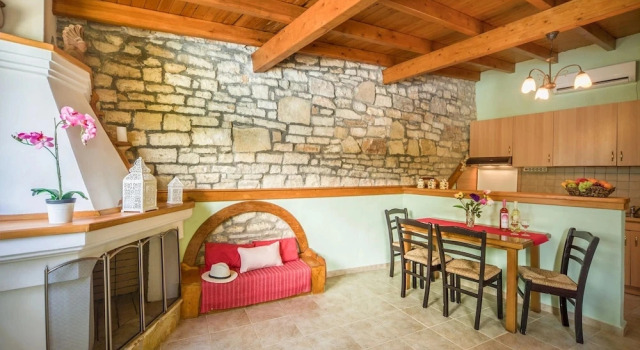 Коттедж Marguerita House in Paxi