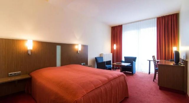 Трёхместный номер Standard Hotel Klein Frankfurt East