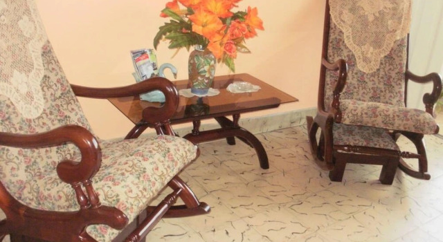 Hostal Carmencita, Carmen Gonzalez Fonseca, Rezervasyon Otel Camagüey otoparklı oteller, Otopark