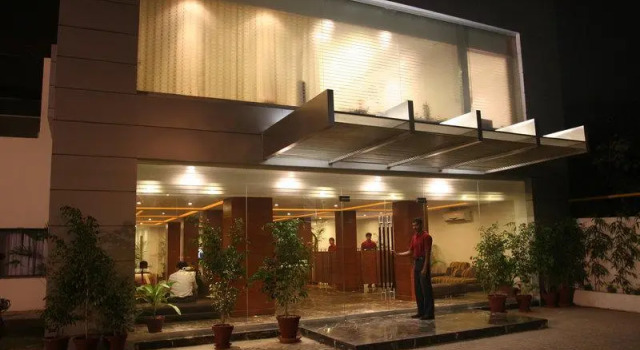 Affaires chambre Hotel One The Mall, Lahore