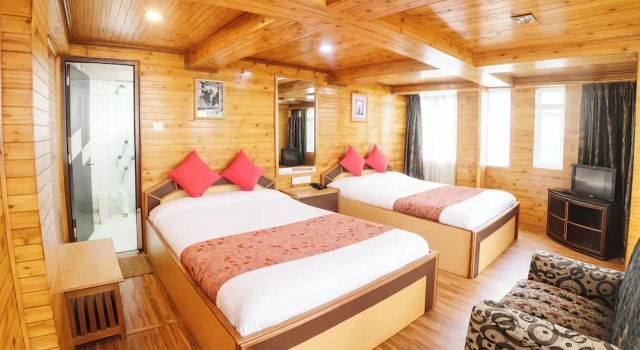 Hotel 7 Stay In Luxury Guest House, Забронировать Гостевой дом Гостевые дома Лакхнау, рядом с Торговый центр Riverside (Лакхнау), Гостевой дом