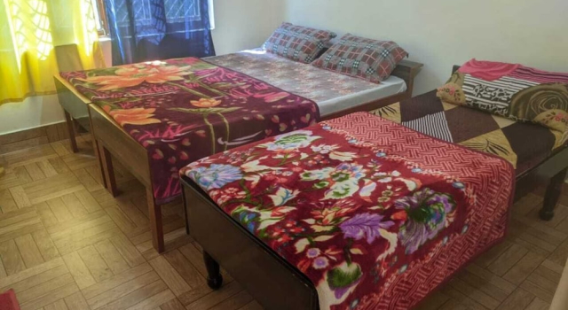 HOTEL SHIVKRIPA AND RESTAURANT, Rezervovat Hotel Dharāsu Uttarakhand