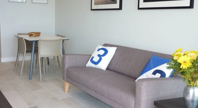 Flat 8 Seascape, Забронировать Дом для отпуска Отели Ньюки с парковкой, Парковка