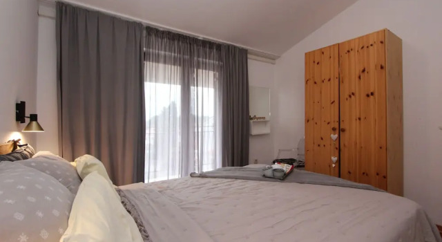 Апартаменты c 1 комнатой с балконом и с видом на море Apartments Villa Nikola