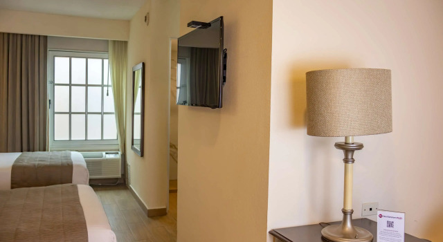 Четырёхместный полулюкс Best Western PLUS Monterrey Colón