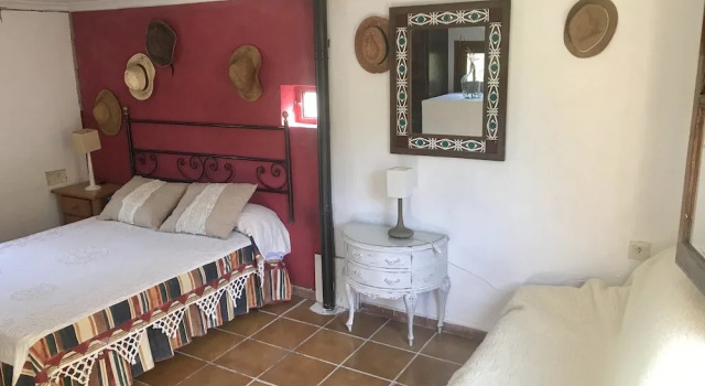 Villa With 4 Bedrooms in Camarena de la Sierra, With Wonderful Mountai, Prenota Villa Camarena de la Sierra Aragona