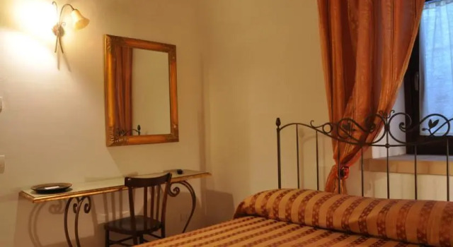 Residenza Le Ginestre, Buchen Sie Hotel Bovino Apulien