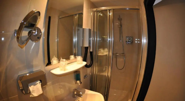 Номер Economy Hotel Le Beau Rivage