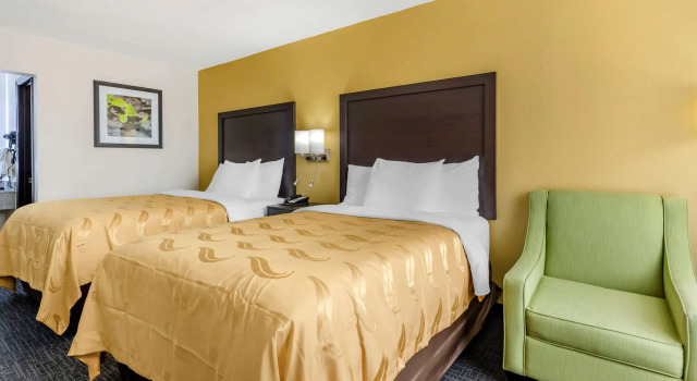 Четырёхместный номер Standard Quality Inn Verona - Staunton North