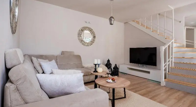Luxury Villa LeLu with heated saltwater pool, parking, high speed Internet, BBQ, Забронировать Вилла Виллы Окрестностей Сплита, Вилла