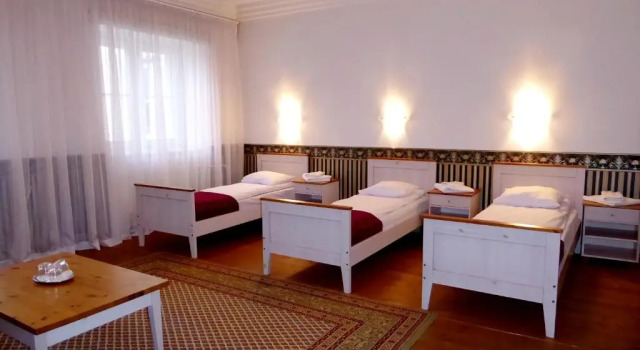 Четырёхместный номер Standard с видом на сад Saku Manor & Beerspa