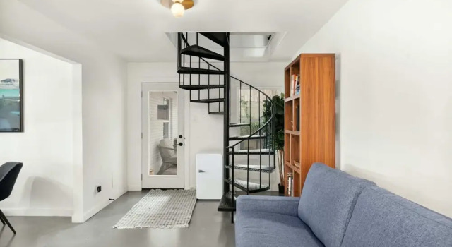 4 Bedroom Near Soco With a Private Pool & Sauna, Забронировать Отель Остин Greater Austin, рядом с Saint Edwards University Track Field