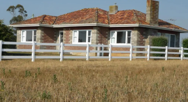 Коттедж с 2 комнатами Little Sunnyside Accommodation