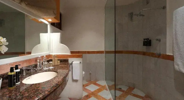 Четырёхместный семейный номер Standard Eurostars Hacienda Vista Real