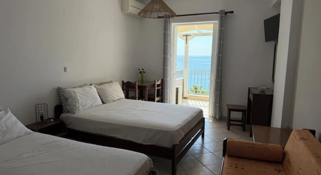 Vythos Rooms, Reserva ahora Hotel Hoteles en Peloponeso con aparcamiento, Aparcamiento