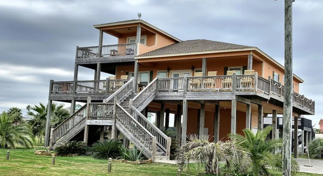 Seaside Merryment 4 Bedroom Home, Book Feriehus Bolivar Peninsula Houston