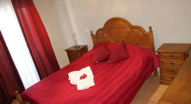 1 Praia do Olival, Rezerwuj Apartament Hotele w Porches z basenem, Basen