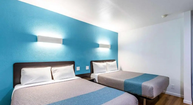 Люкс Deluxe Motel 6-Fountain Valley, CA - Huntington Beach Area