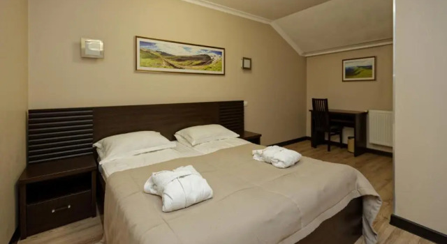 MarMaros Hotel, Забронировать Отель Буковель Буковель лыжный курорт, рядом с Горнолыжный подъемник Витяг R2