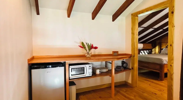 Коттедж Bocas Beachfront Lodge
