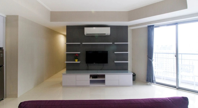 Huge the Mansion Tower Capilano Apartment