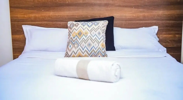 Lux Suites Father's Hub Apartments