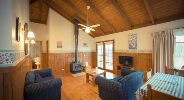 Коттедж с 2 комнатами с видом на озеро Sanctuary Park Cottages