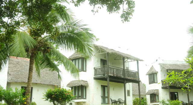 Jacaranda Indian Ocean Beach Resort