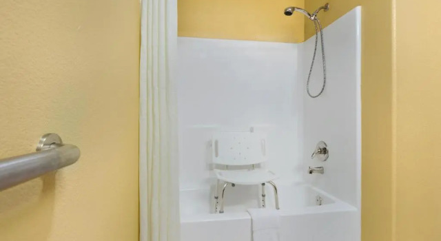 Номер Standard Days Inn by Wyndham Lumberton