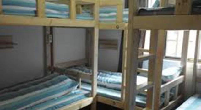 Mantall Youth Hostel, Забронировать Хостел Отели Цзянган с парковкой, Парковка