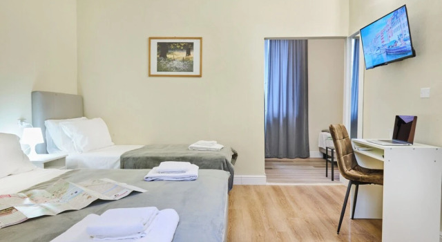 Четырёхместный семейный номер Standard El Roy Garden Rooms