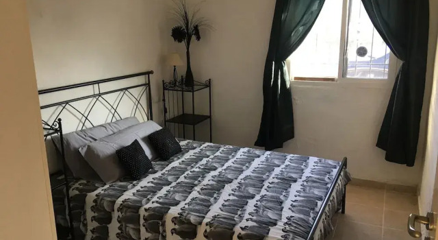Lovely 4-bed Villa in L'ametlla de Mar, off Grid ,, Забронировать Вилла Отели El Baix Ebre с парковкой, Парковка