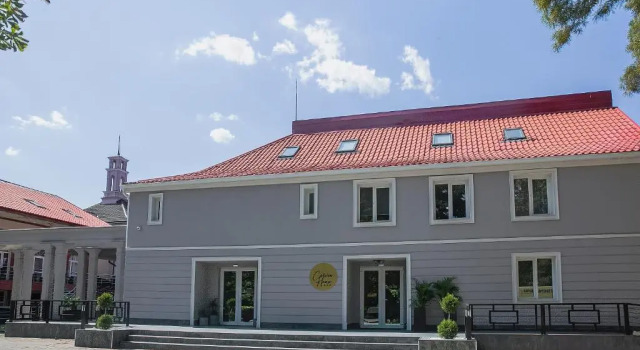 Corvin House, Varaa Hotelli Hotellit Hunedoara pysäköinnillä, Pysäköinti
