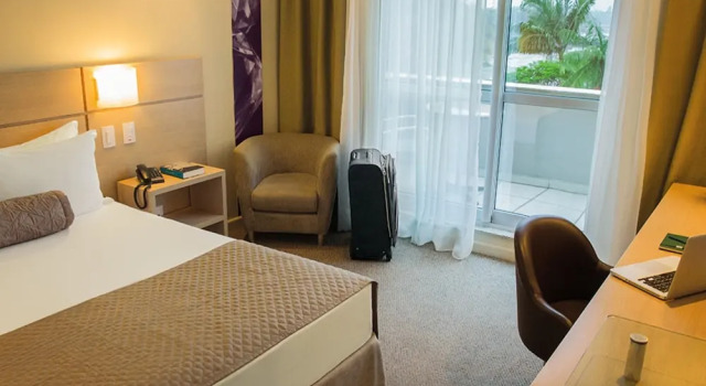 Двухместный номер Superior Kayrós Business Hotel