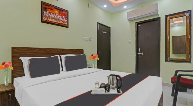 Hotel O Shiva Palace