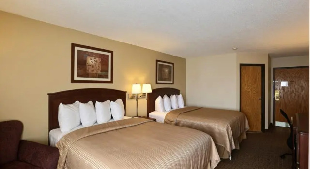 Brookstone Inn, Book Hotel Hoteller i La Crosse med morgenmad, Morgenmad