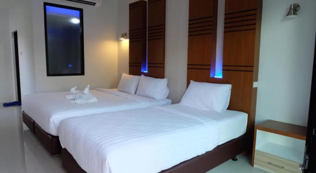 Трёхместный номер Standard с балконом Rimnatee Resort Trang