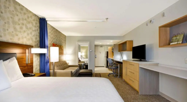 Одноместный люкс Home2 Suites By Hilton Decatur Ingalls Harbor
