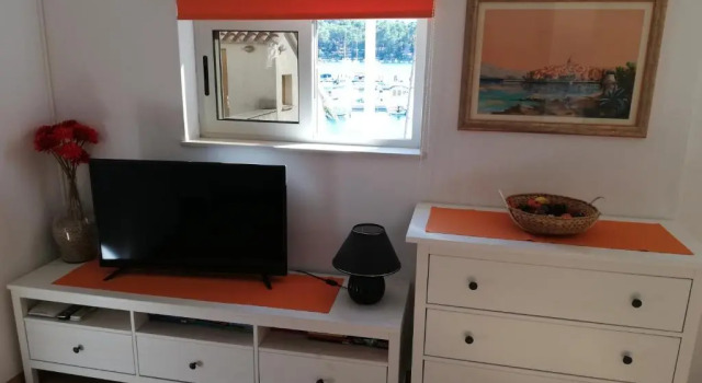 Shell Bay Apartments