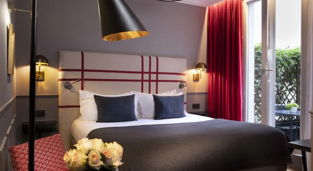 Двухместный номер Superior с балконом Hotel Monsieur & Spa