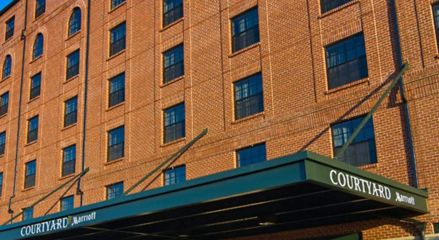 Courtyard Aberdeen at Ripken Stadium, Buchen Sie Hotel Hotels in Maryland mit Frühstück, Frühstück
