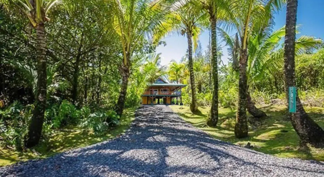 808 BUDDHA 1 Block to the Ocean Paradise Cliffs Central Location 2 Bedrooms Plus Loft 3 Separate Sleeping Areas, Boek Hotel Hawaiian Paradise Park 