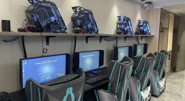 Zhuzhou Zhoway E-Sports Hotel, Забронировать Отель Чжучжоу Хунань