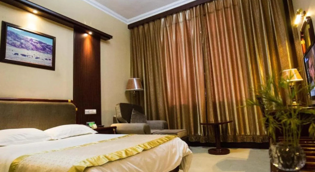 Mountain Villa Hotel, Book Hotel Shuangqiao District 