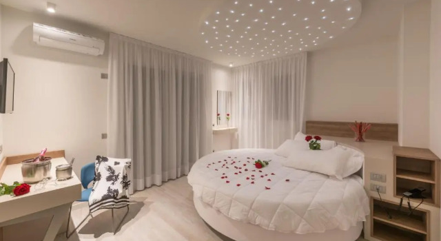 Двухместный номер Standard с видом на море Hesperia Hotel & Residence