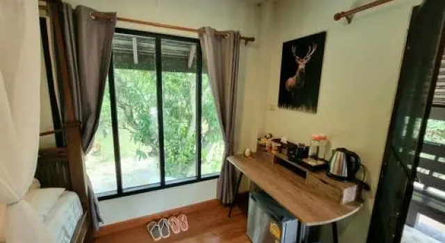 246 Chiang mai Garden Villa, Забронировать Вилла Отели Сансай с парковкой, Парковка