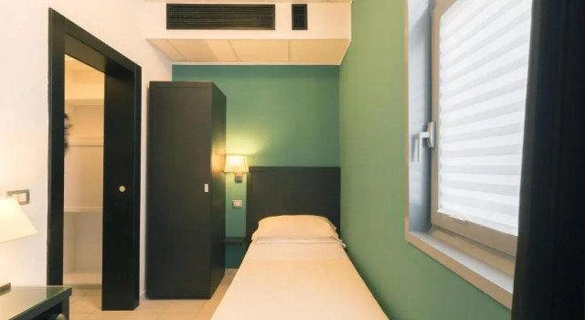 Одноместный номер Standard Executive Business Hotel