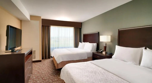Двухместный люкс Holiday Inn Express Hotel & Suites Butte by IHG