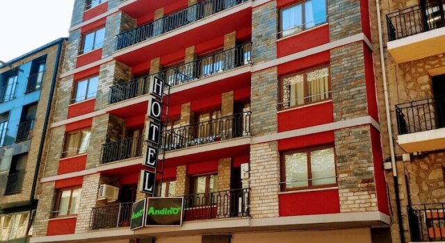 Hotel Andino, Забронировать Отель Отели в центре Энкам, в центре