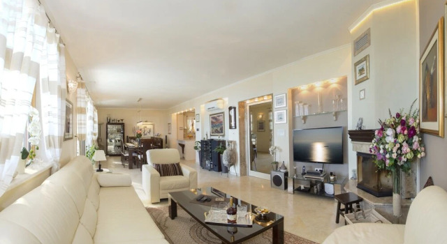 Luxury 5* Seaview Villa With 3 Rooms in Split, With Private Pool, Encl, Забронировать Вилла Виллы Сплита, Вилла